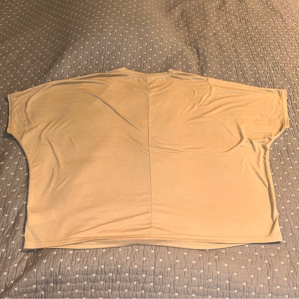 Gymshark Slightly Cropped Dolman Short Sleeve Tee Size Large - Picture 3 of 4